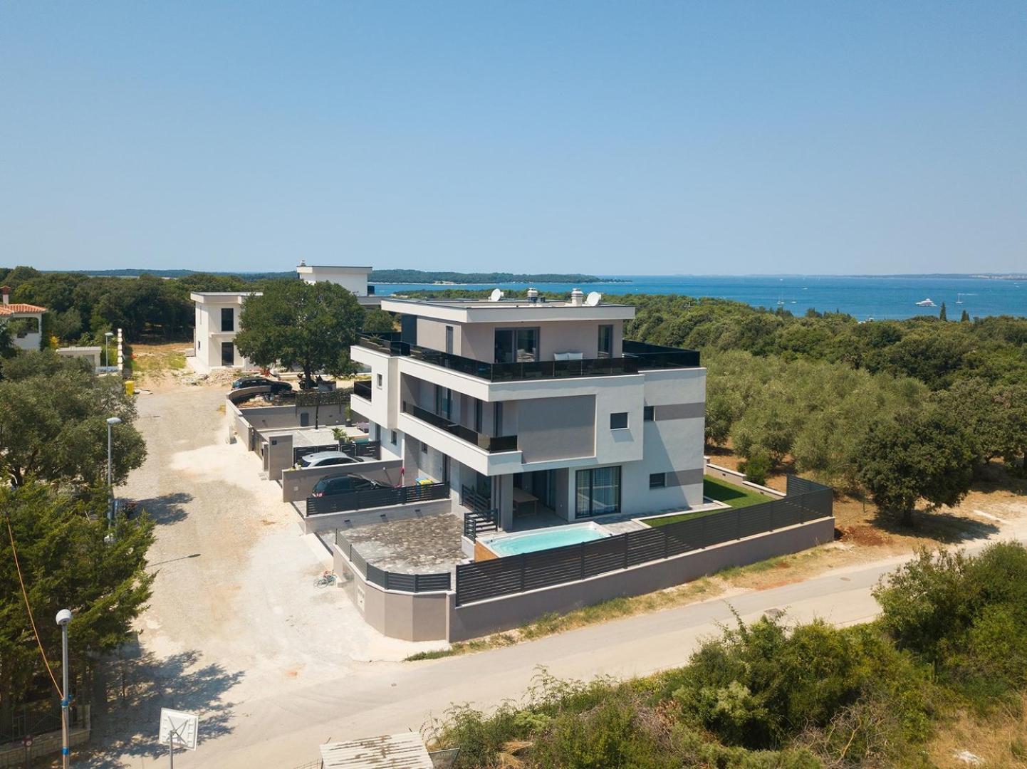 Vila Loreta With Sea View