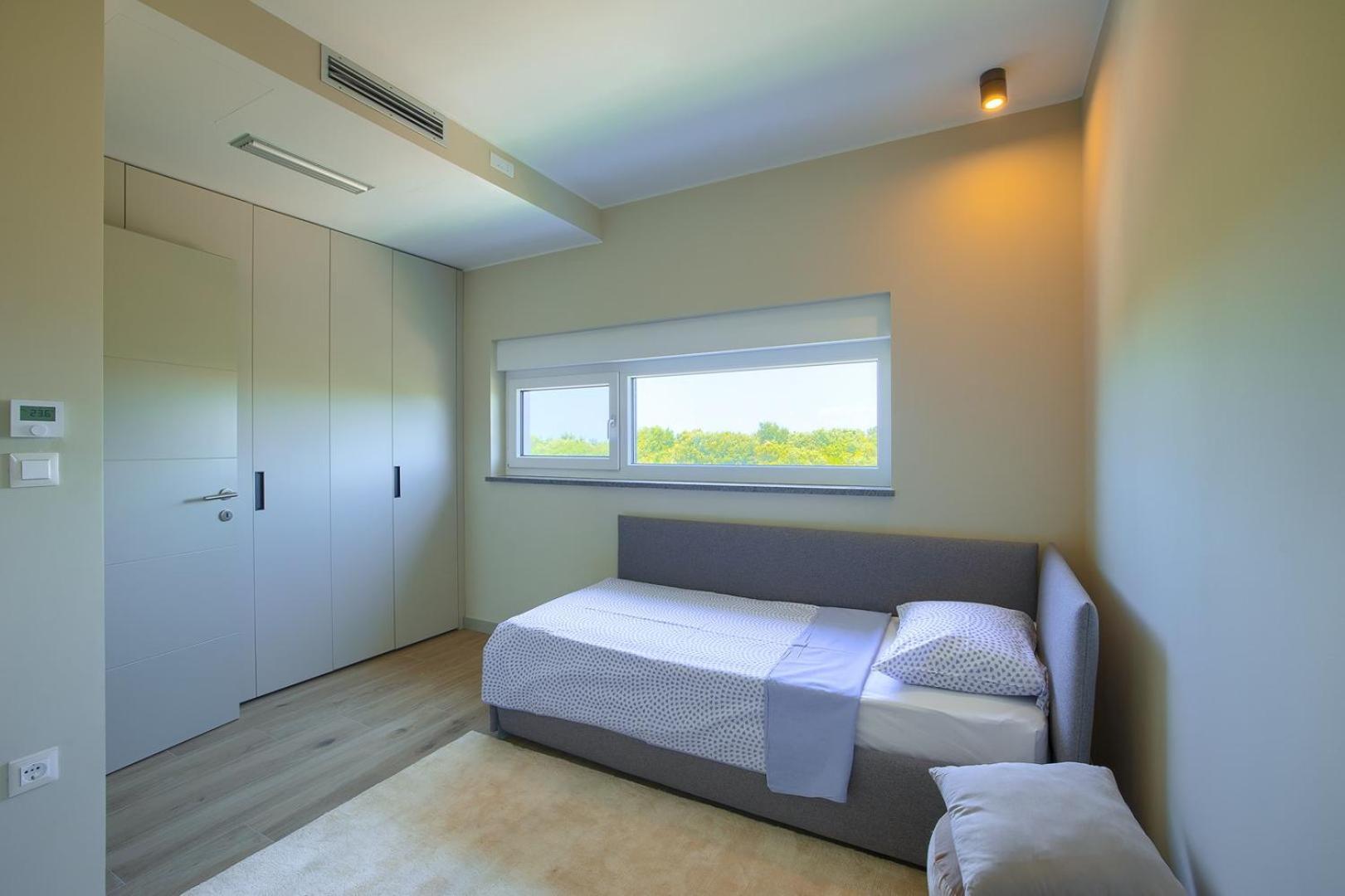 Loreta With Sea View Villa